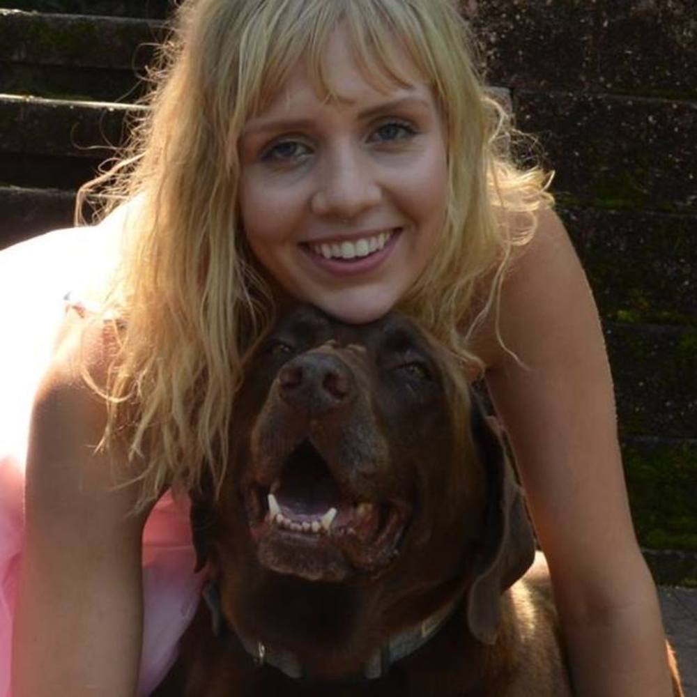 Meet your Posher, Elizabeth